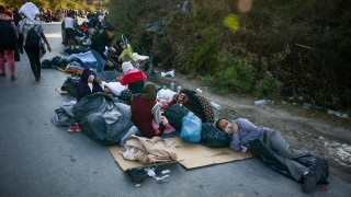 Μόρια: Ολική καταστροφή της δομής, πρόσφυγες στους δρόμους του νησιού