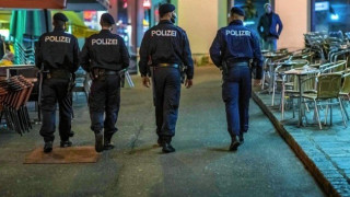 Επίθεση σε συναγωγή και πυροβολισμοί στο κέντρο της Βιέννης