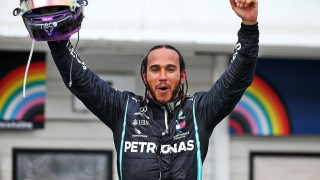 Πρωταθλητής ο Χάμιλτον στη Formula 1, ισοφάρισε τους 7 τίτλους του Σουμάχερ