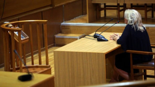Χρυσή Αυγή: Ξανά στο εδώλιο η Ελένη Ζαρούλια