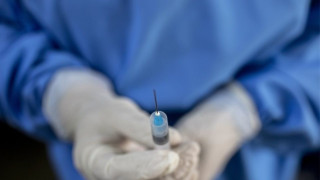 Δυσαρέσκεια στη Γερμανία για τα εμβόλια που ενέκρινε η Βρετανία!