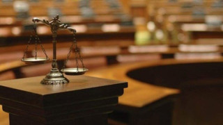 Ισόβια σε 60χρονο που κατηγορείται ότι σκότωσε την 84χρονη μητέρα του
