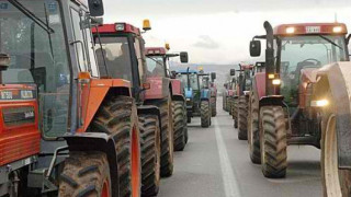 Θεσσαλονίκη: Κλιμακώνονται οι αγροτικές κινητοποιήσεις-Νέοι αποκλεισμοί
