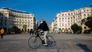 Και το προσδόκιμο ζωής στις παράπλευρες απώλειες της πανδημίας του κορωνοϊού