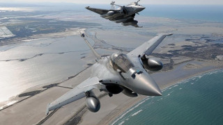 Rafale: Πώς τα «αόρατα» γεράκια ισοπέδωσαν την τουρκική βάση (video)