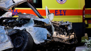 Πιερία: Τροχαίο με δύο νεκρούς - Μεγάλη επιχείρηση της Πυροσβεστικής