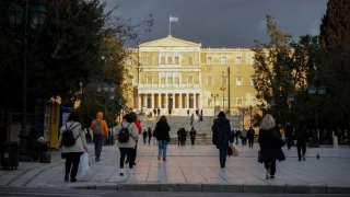 Ευρωβαρόμετρο: Καθολική ανησυχία των Ευρωπαίων για το κόστος ζωής