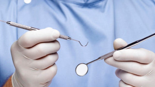 Βύρωνας: Η 40χρονη ηθοποιός με το κατσαβίδι επιτέθηκε ξανά-Η νέα καταγγελία