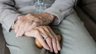 Βέροια: Ακαριαίος θάνατος για 87χρονη που έπεσε από μπαλκόνι τρίτου ορόφου