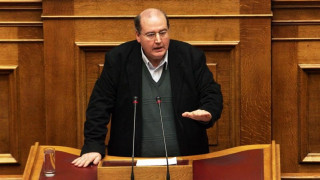 Φίλης για Κασσελάκη: «Δεν έχουμε ανάγκη από πολιτικούς του Instagram»