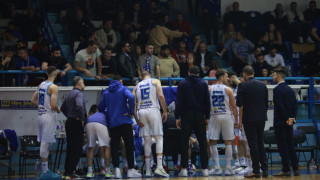Ηρακλής: Σχεδιάζει το μέλλον και περιμένει την Ε.Ε.Α. - Παραμένει στην Ελλάδα ο Μπομπ Μάνσφιλντ