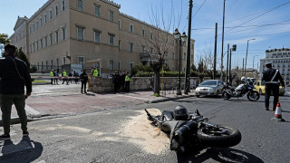 Τροχαίο έξω από τη Βουλή: Τι κατέθεσε μάρτυρας-«Προκάλεσε τον θάνατο της οικογένειάς μας»
