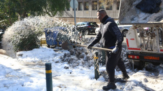 Δήμος Δέλτα: Διανεμήθηκε αλάτι σε σχολεία και δημοτικά κτίρια ενόψει της κακοκαιρίας