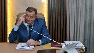 Βοσνία: Έκπτωτος ο Ντόντικ - Κινδυνεύει με φυλάκιση