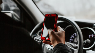 ΚΟΚ: Ποια hands free δεν επιφέρουν τσουχτερά πρόστιμα