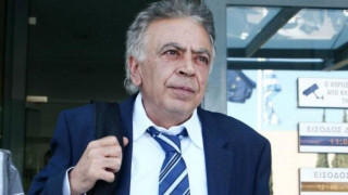 Λες     και    ακούς   τον  Σαρρή, ή   τον Γκιρτζίκη…