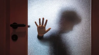 Ανήλικος έδωσε 10.000 ευρώ  σε συμμορία ανηλίκων για να μη τον ενοχλούν!