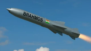 Η Ελλάδα φέρνει BrahMos και δημιουργεί...πλήγματα χιλιομέτρων!