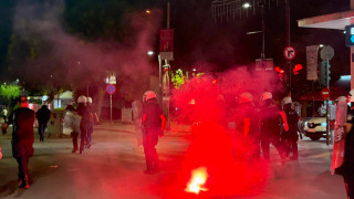 Ο... κακός χαμός στη Λάρισα με συλλήψεις: Οπαδοί της ΑΕΛ στο σπίτι του Νταβέλη