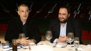 Ποίος γνωστός παράγοντας αναρωτήθηκε «Μαρινάκη μήπως καρφώνεσαι»;